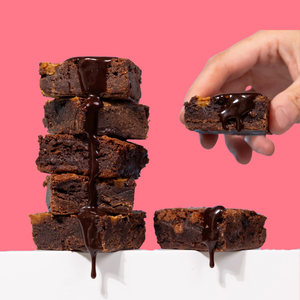 Holiday Bucket of 15 Brownies