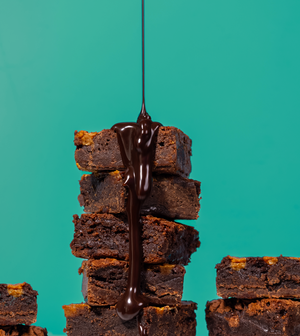 Holiday Bucket of 15 Brownies